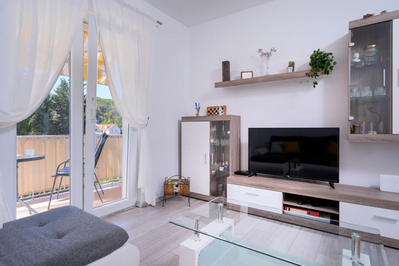 Kumquat Apartment - Zf Hvar Hvar Town Bagian luar foto