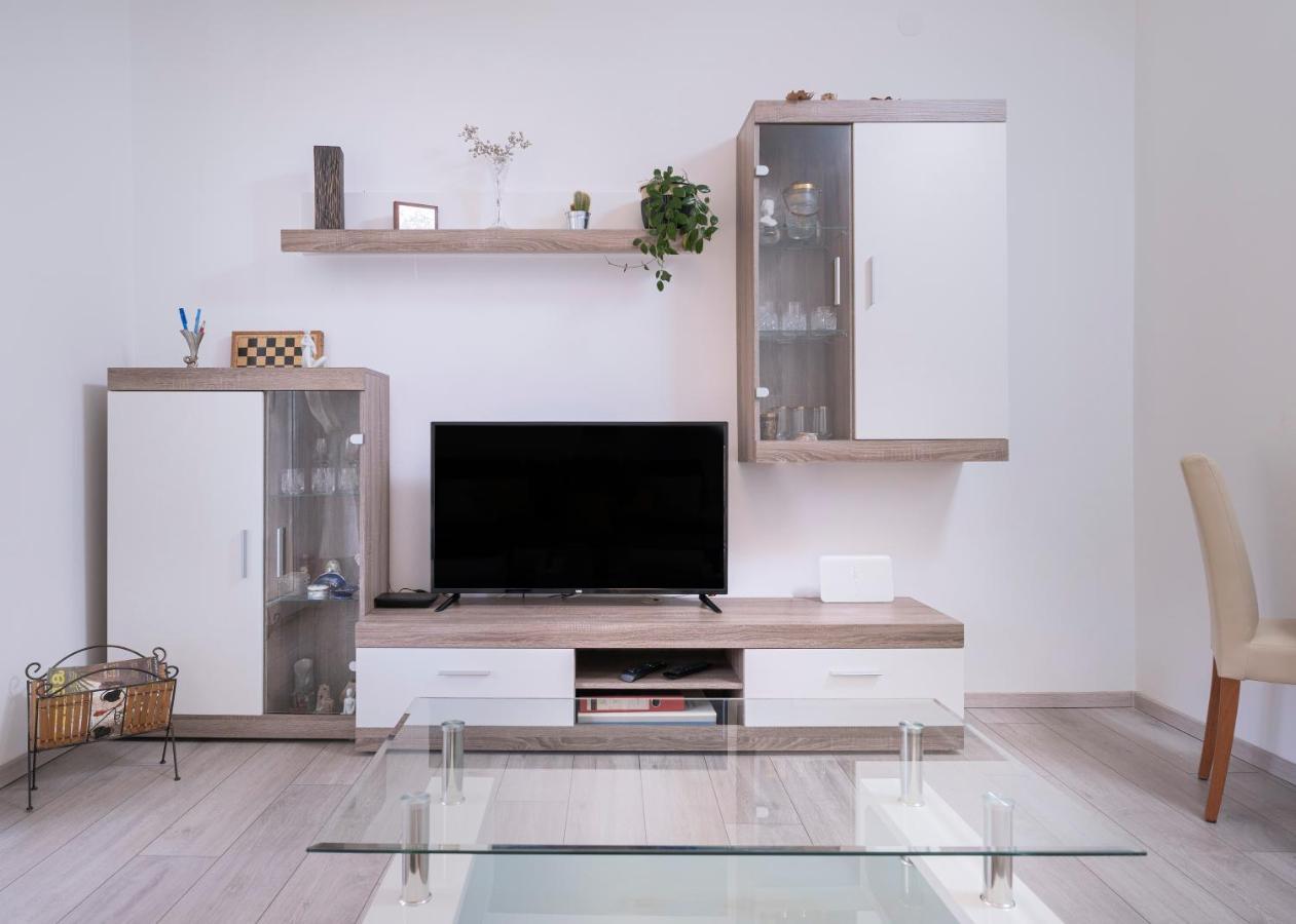 Kumquat Apartment - Zf Hvar Hvar Town Bagian luar foto