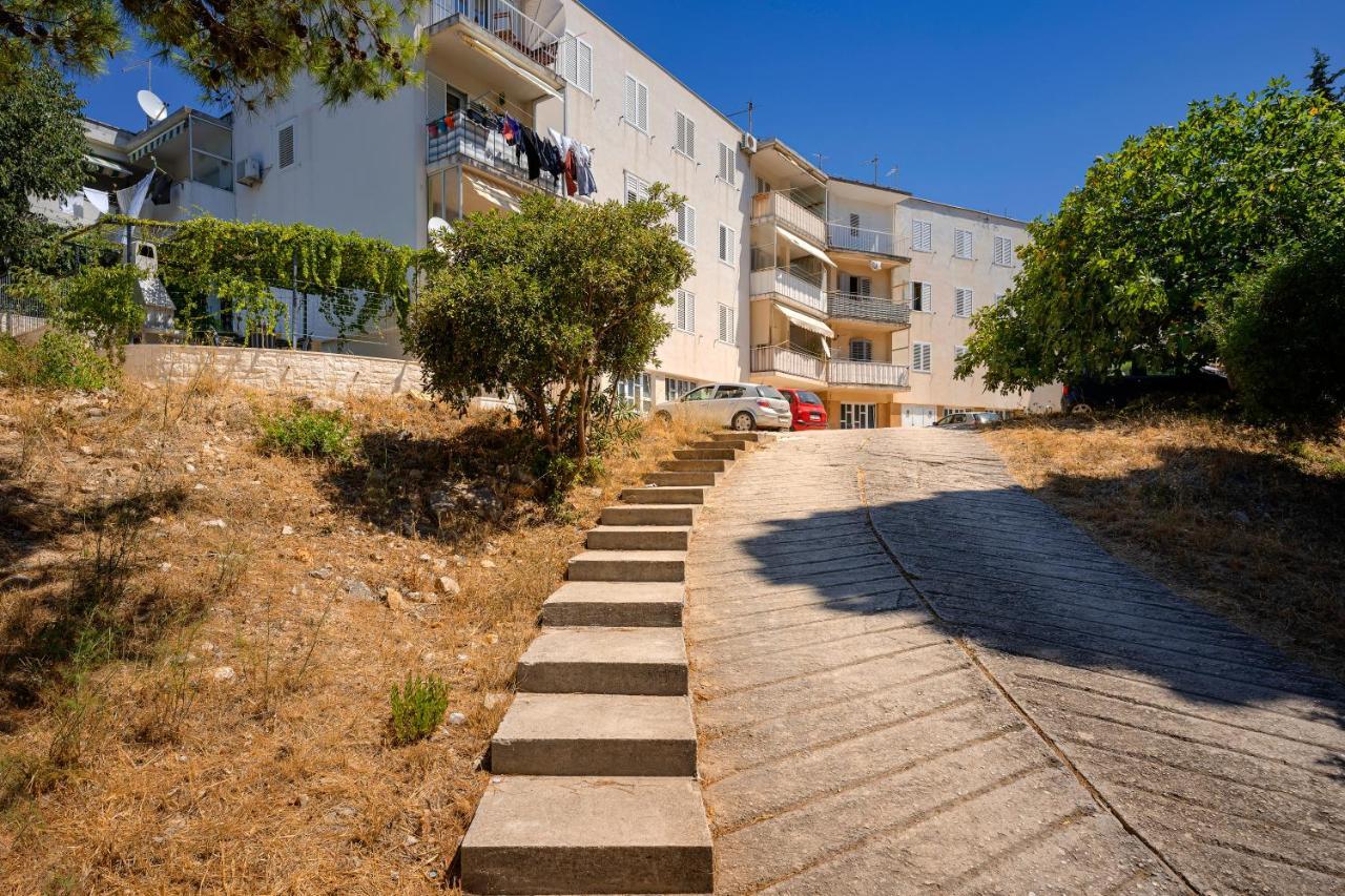 Kumquat Apartment - Zf Hvar Hvar Town Bagian luar foto